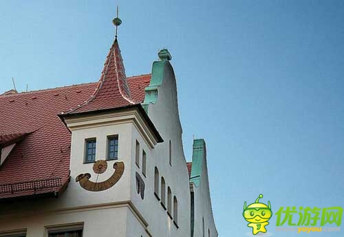 盤(pán)點(diǎn)世界各地囧囧可愛(ài)的建筑神作