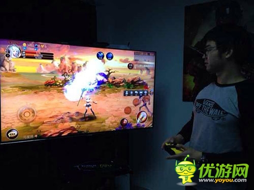 極客精神  掌趣張沛親體驗《黑暗光年》TV版本