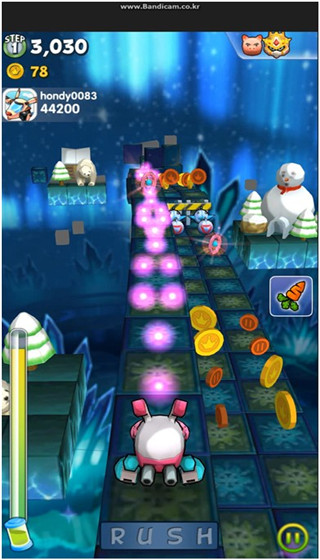 3D豎般跑酷游戲《魔方戰(zhàn)機(jī)》閃瞎鈦合金狗眼