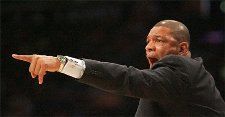 不說再見!《NBA夢之隊(duì)》“名師指點(diǎn)”玩法曝光