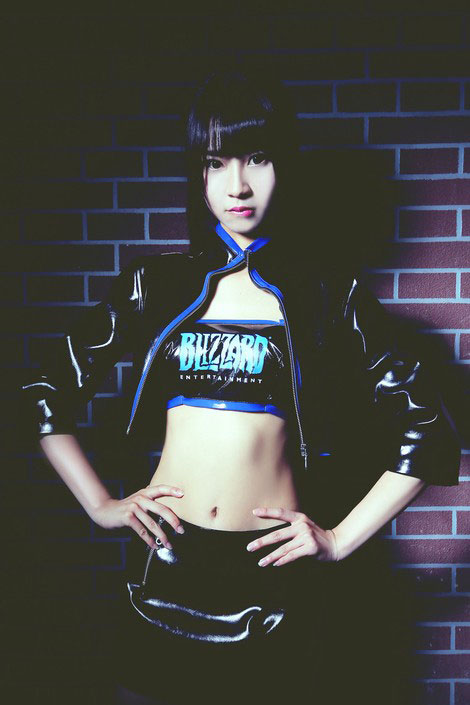 暴雪展臺showgirl