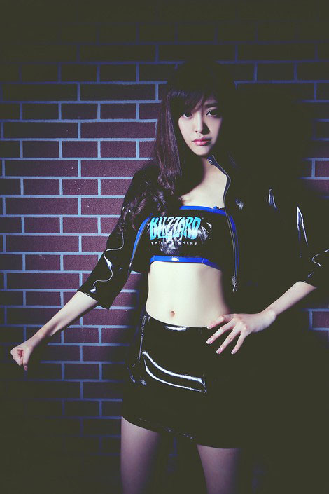 暴雪展臺showgirl