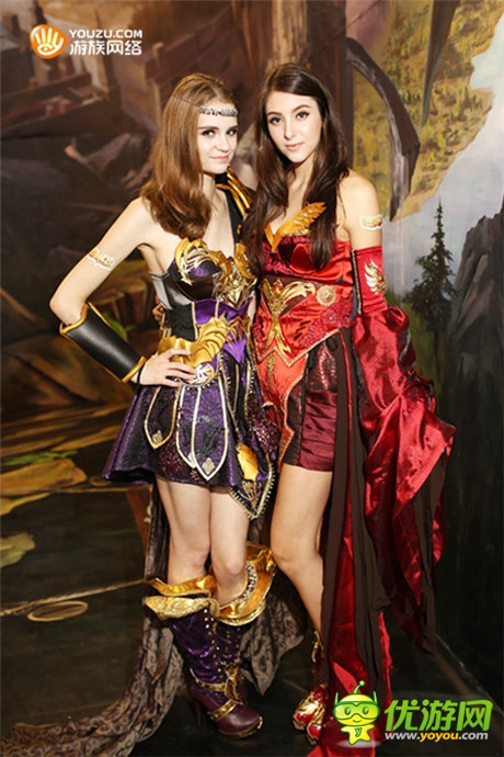 圖7 《女神聯(lián)盟》外模cos